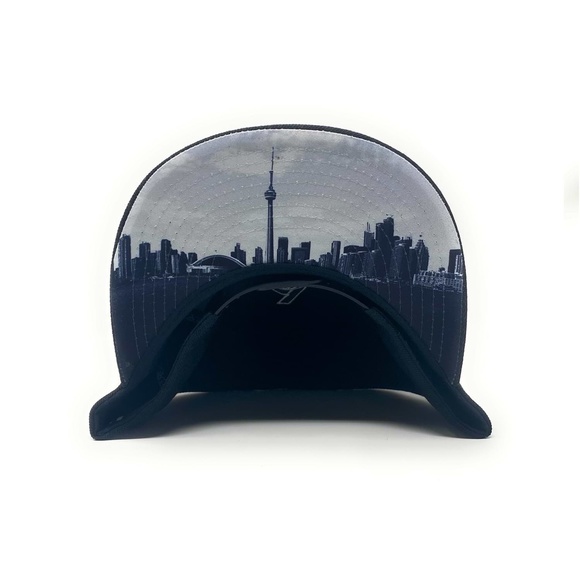 6 Visions - The Cap Guys TCG / Inspired Exclusives Black/White Snapback Cap - Picture 7 of 7